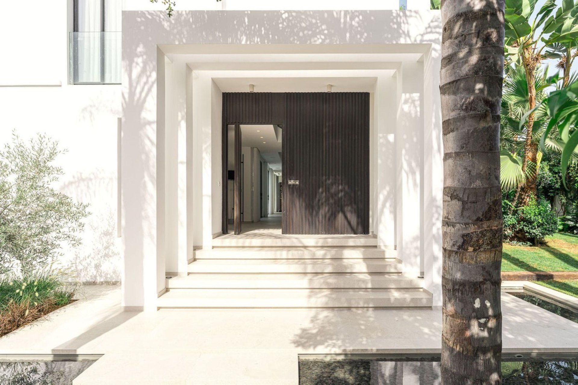 Reventa - Villa -
Nueva Andalucía - Costa del Sol