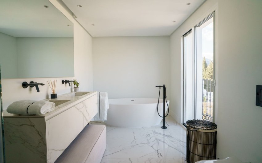 Reventa - Villa -
Nueva Andalucía - Costa del Sol