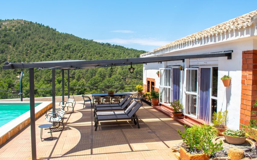 Reventa - Villa -
Onil