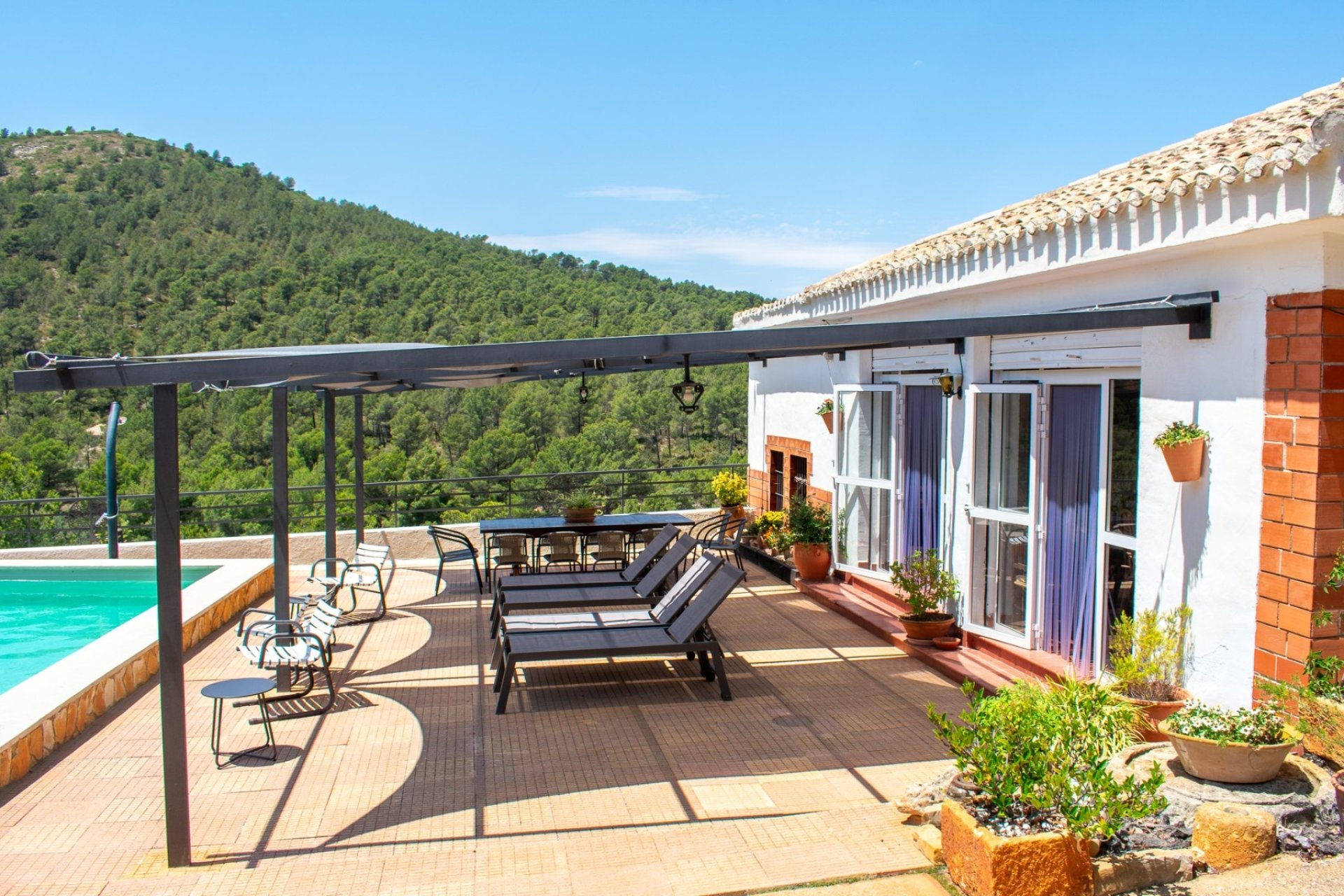 Reventa - Villa -
Onil