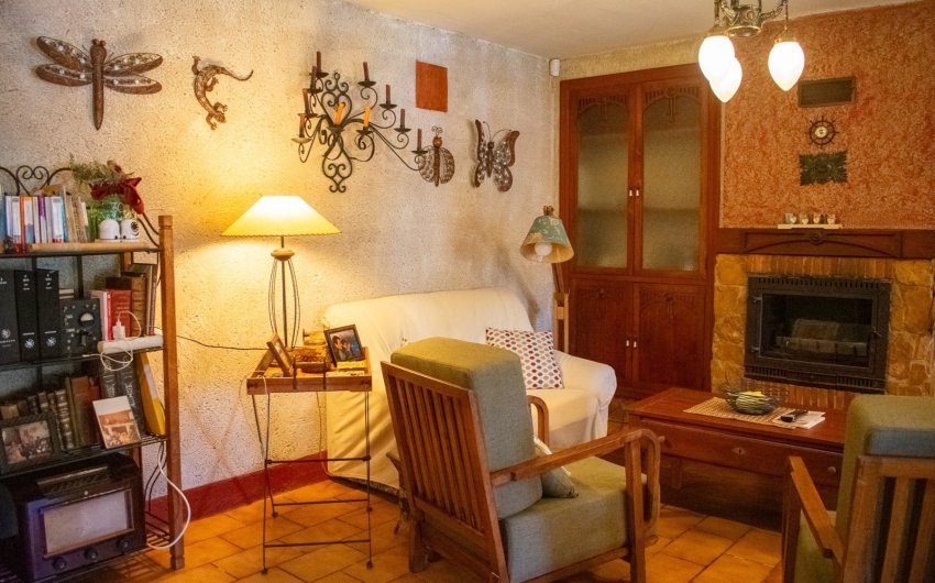 Reventa - Villa -
Onil