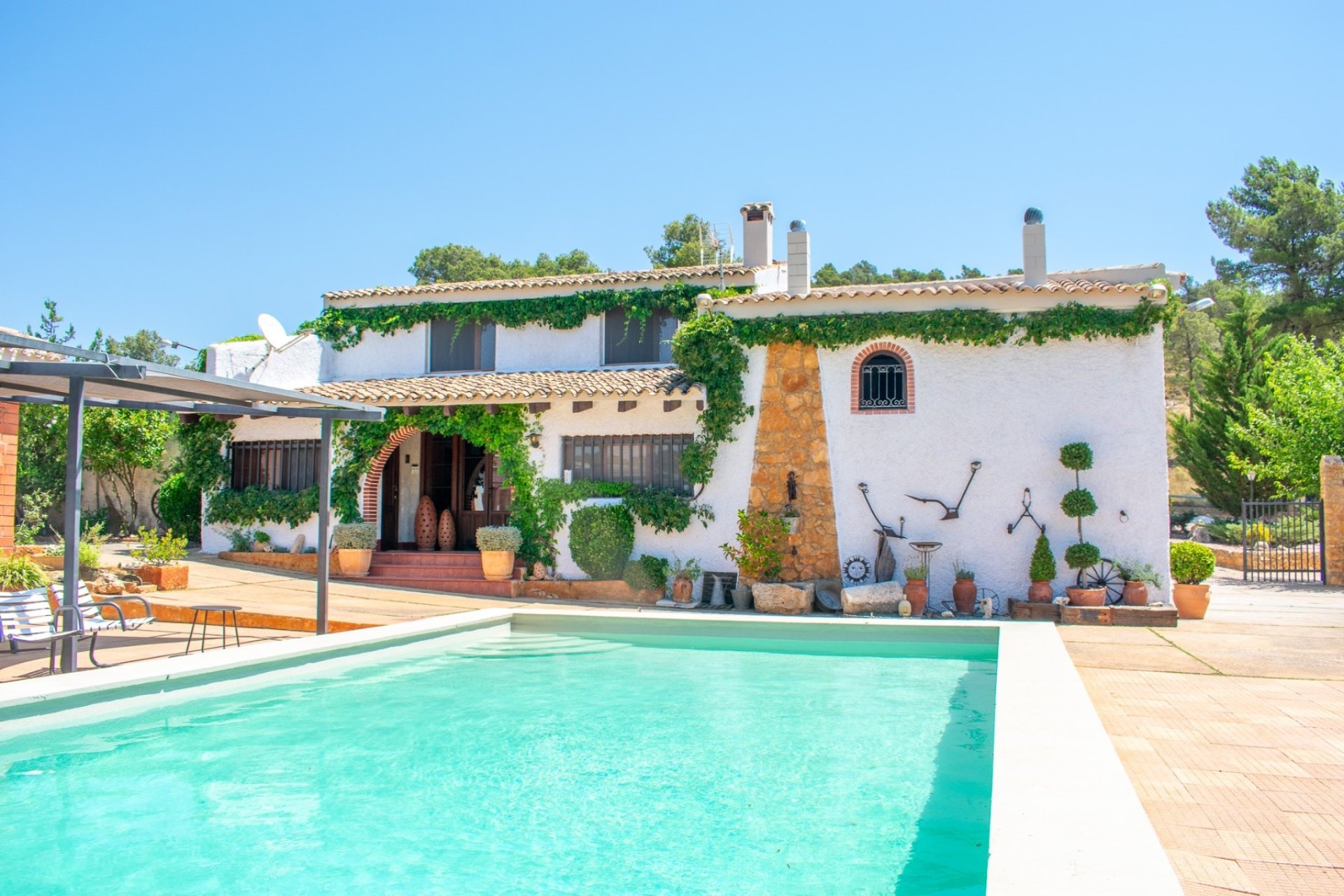 Reventa - Villa -
Onil