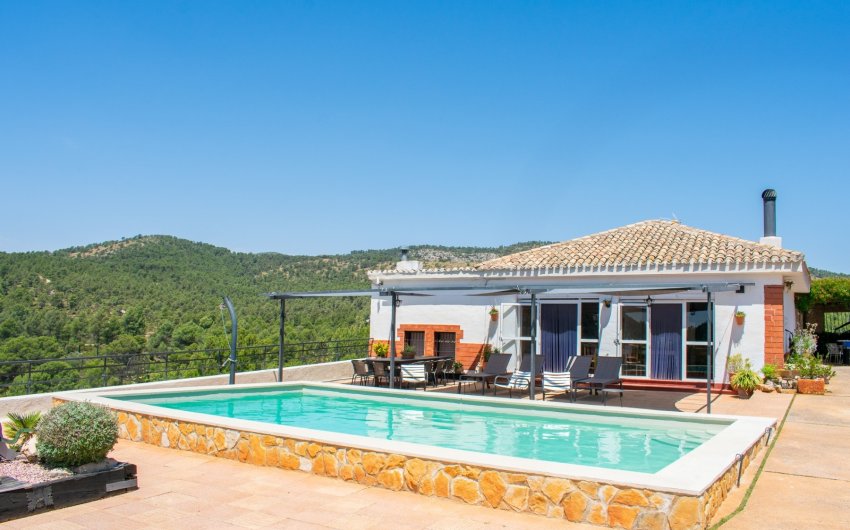 Reventa - Villa -
Onil