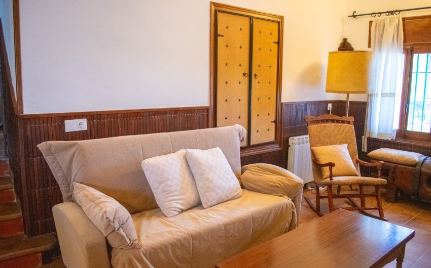 Reventa - Villa -
Onil