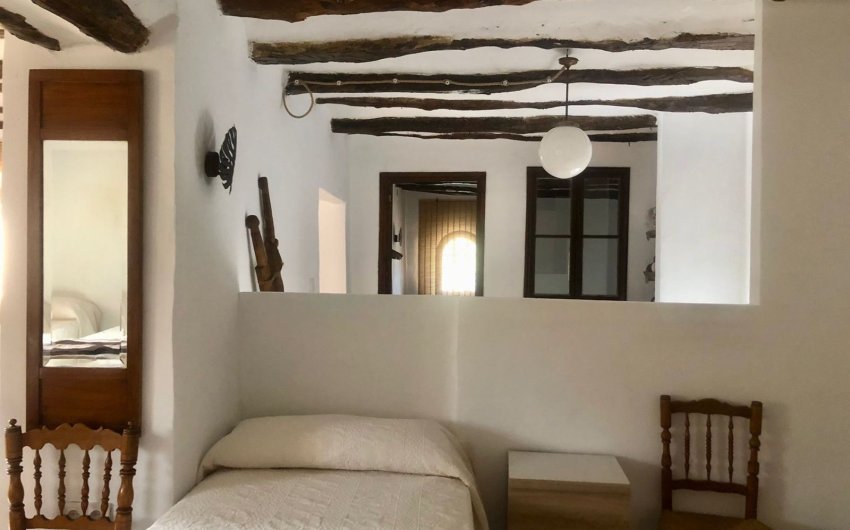 Reventa - Villa -
Onil