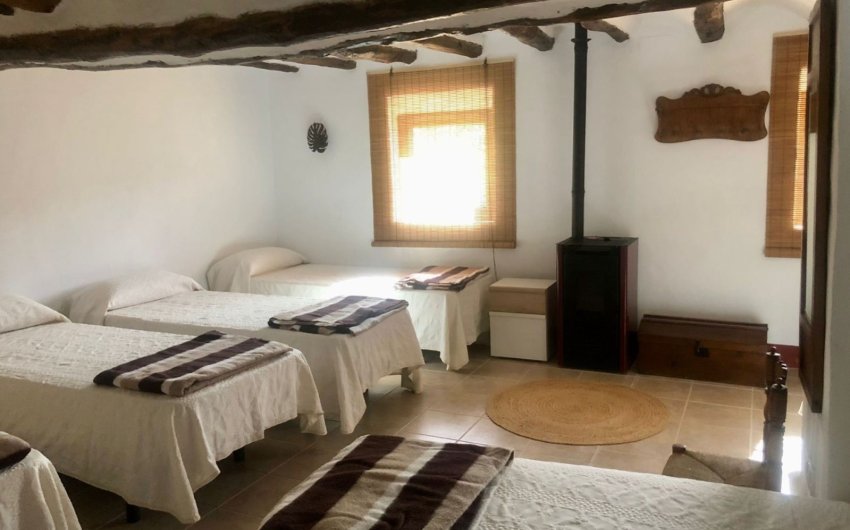 Reventa - Villa -
Onil