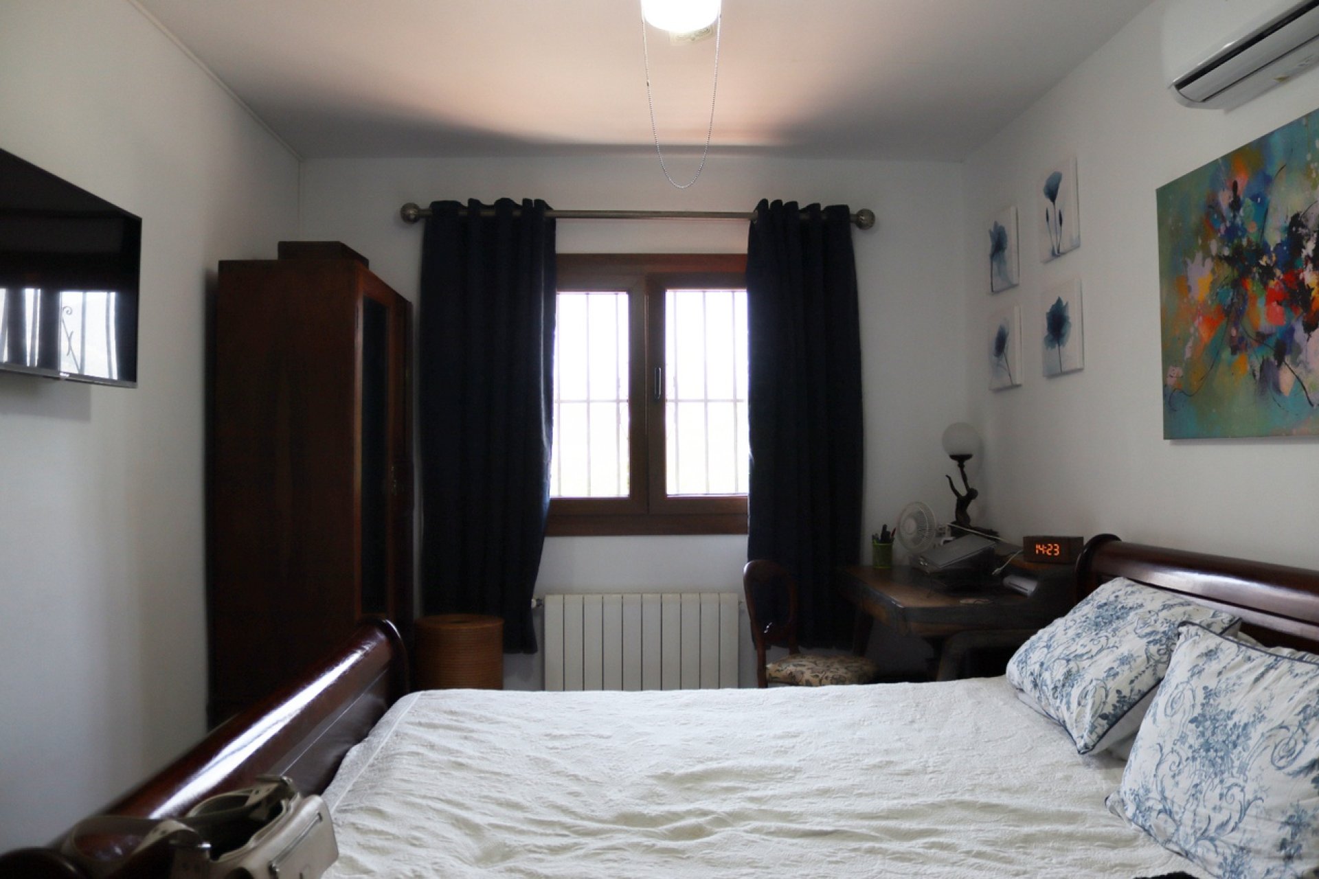 Reventa - Villa -
Orba - Inland
