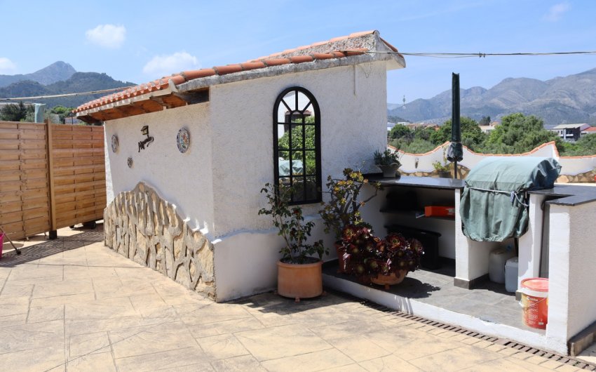 Reventa - Villa -
Orba - Inland