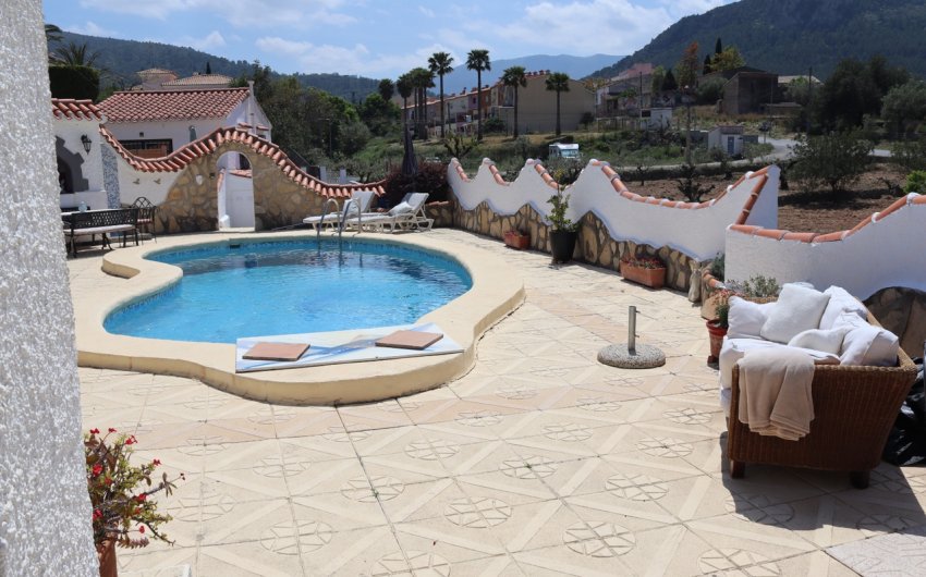 Reventa - Villa -
Orba - Inland
