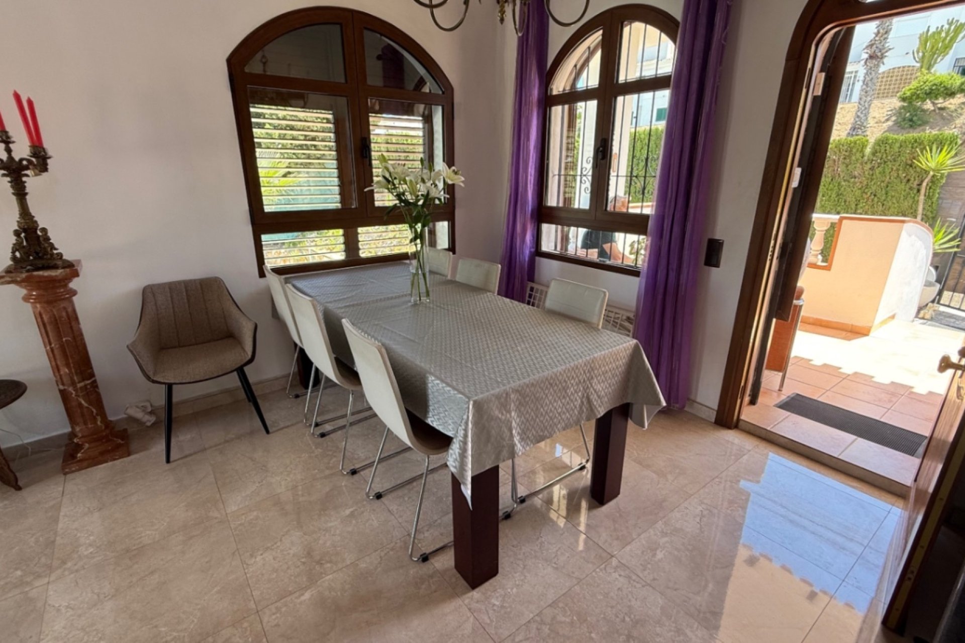 Reventa - Villa -
Orihuela - Costa Blanca