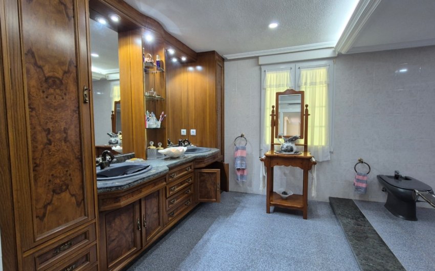 Reventa - Villa -
Orihuela - Costa Blanca