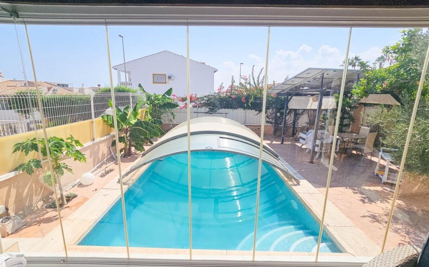 Reventa - Villa -
Orihuela Costa - Cabo Roig