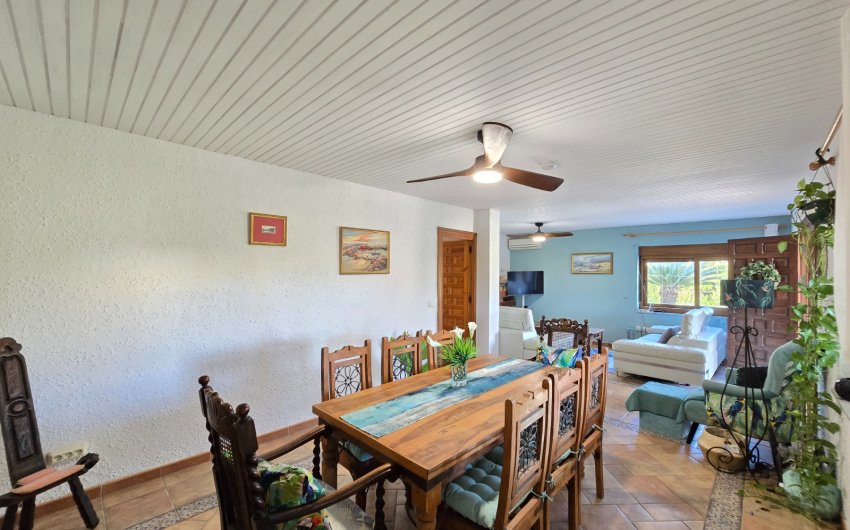 Reventa - Villa * -
Orihuela Costa - Cabo Roig *