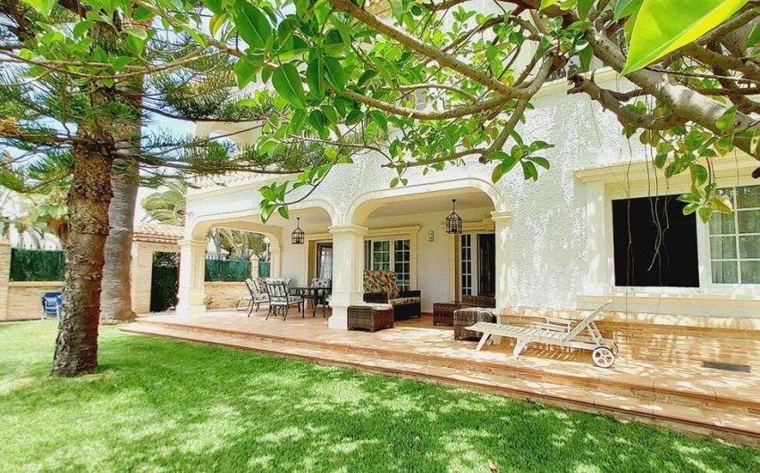 Reventa - Villa -
Orihuela Costa - Cabo Roig