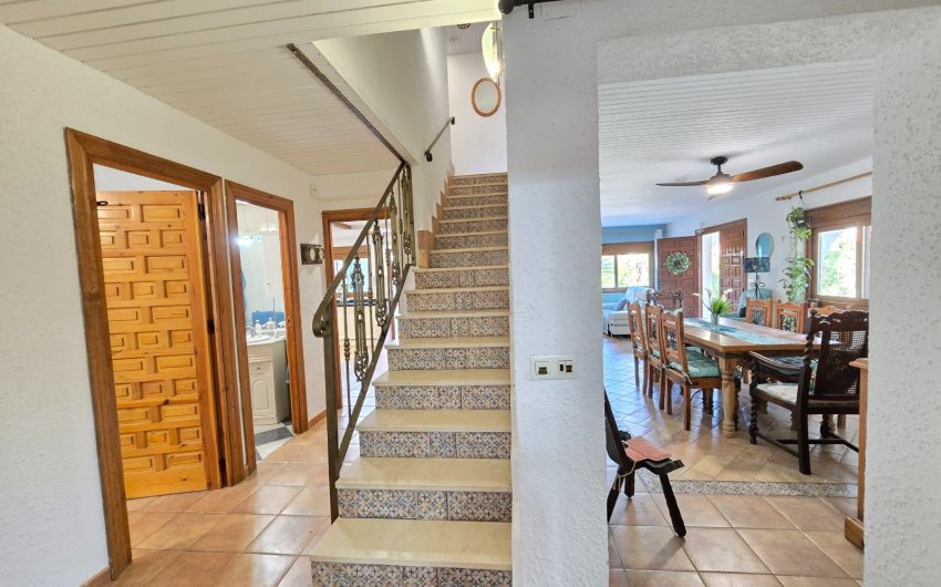 Reventa - Villa * -
Orihuela Costa * - Cabo Roig *