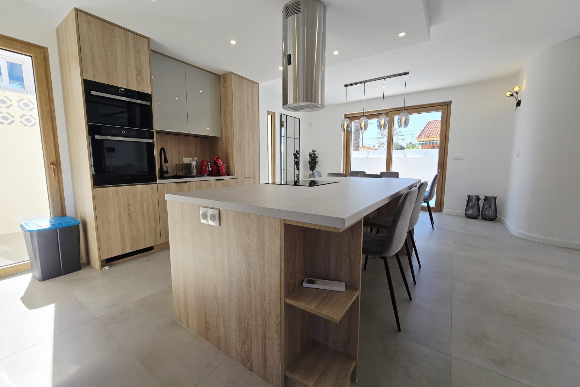 Reventa - Villa -
Orihuela Costa - Cabo Roig