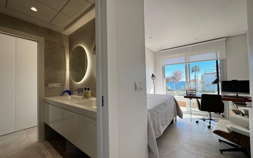 Reventa - Villa -
Orihuela Costa - Campoamor