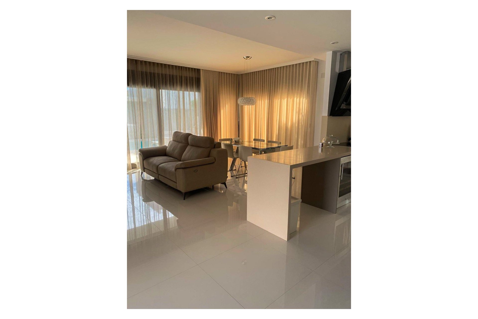 Reventa - Villa -
Orihuela Costa - Campoamor