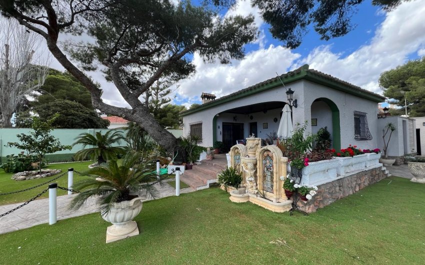 Reventa - Villa -
Orihuela Costa - Campoamor
