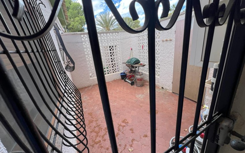 Reventa - Villa -
Orihuela Costa - Campoamor