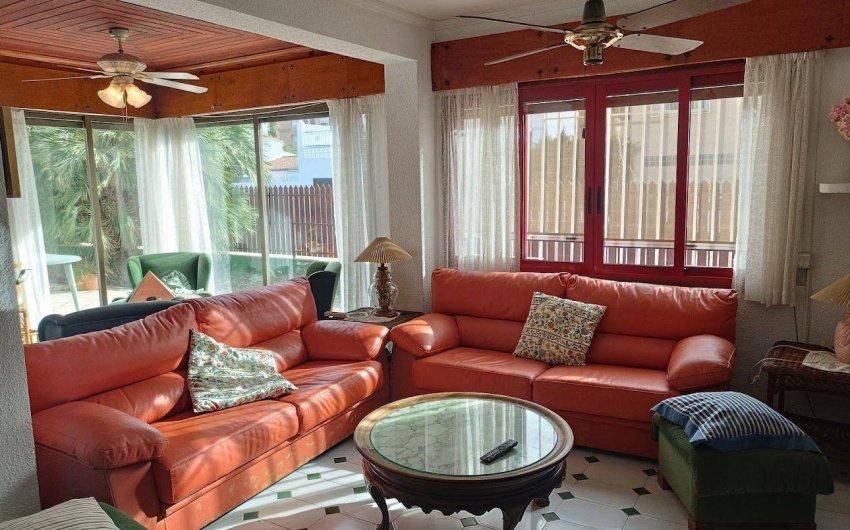 Reventa - Villa -
Orihuela Costa - Campoamor