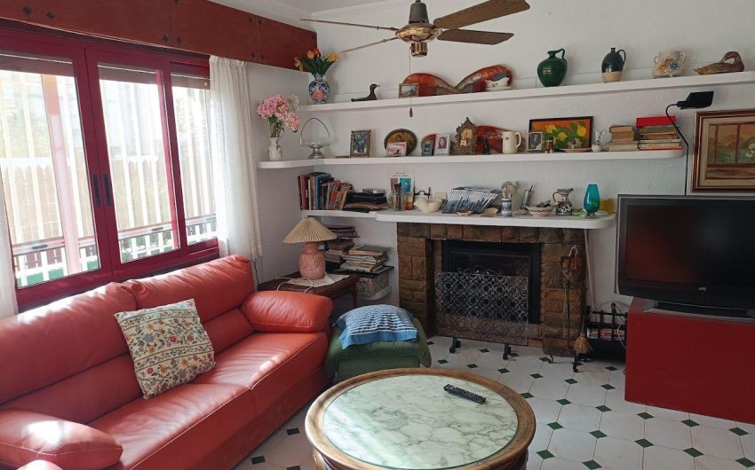 Reventa - Villa -
Orihuela Costa - Campoamor