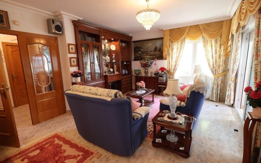 Reventa - Villa -
Orihuela Costa - Costa Blanca