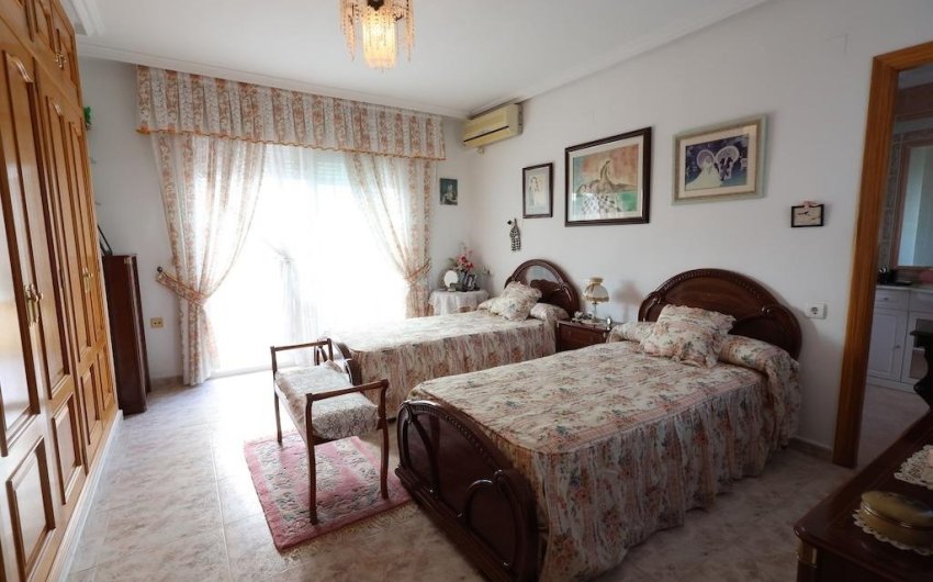 Reventa - Villa -
Orihuela Costa - Costa Blanca
