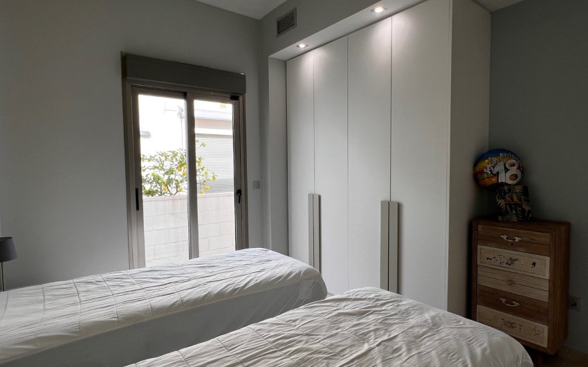 Reventa - Villa -
Orihuela Costa - Costa Blanca