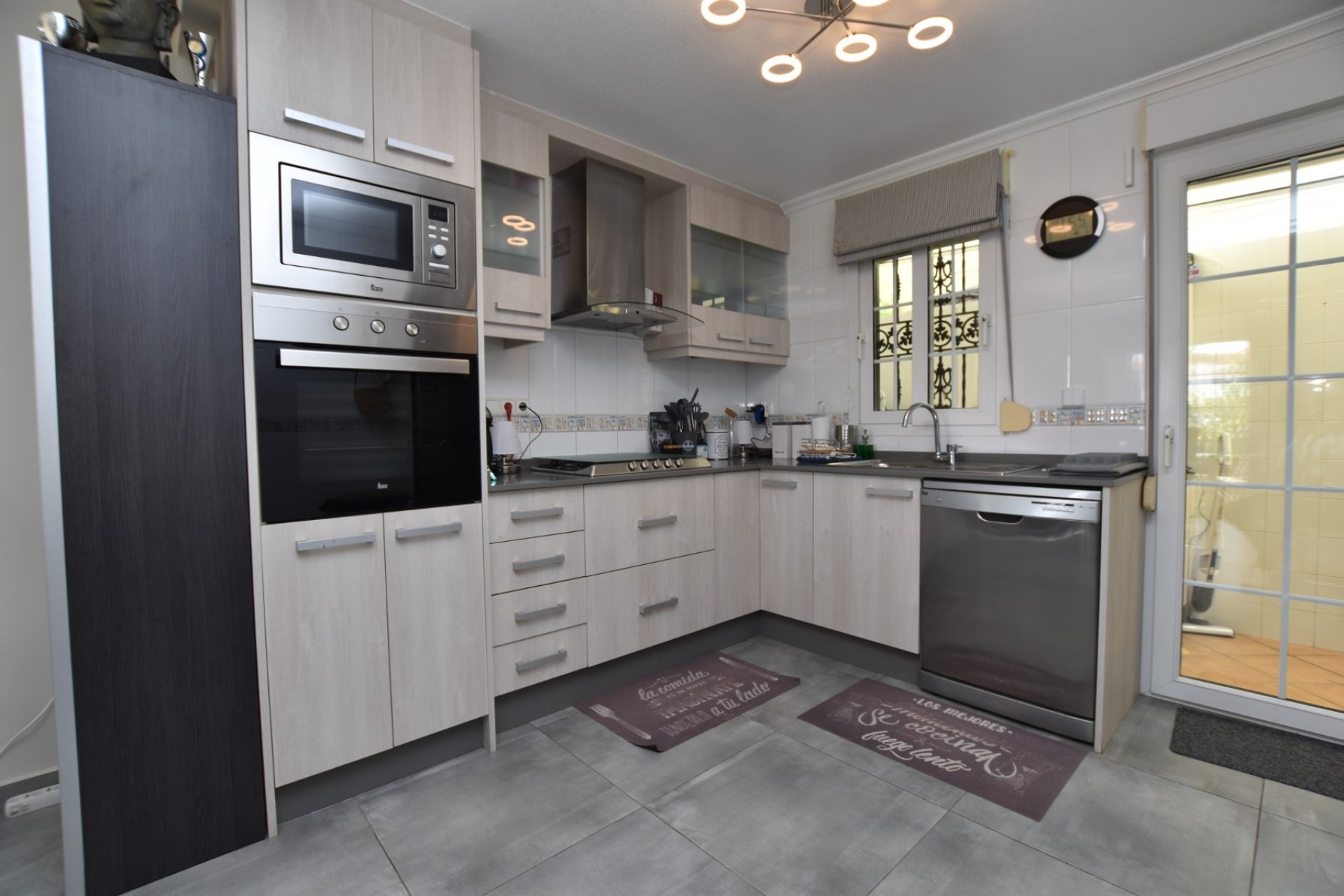 Reventa - Villa -
Orihuela Costa - Costa Blanca