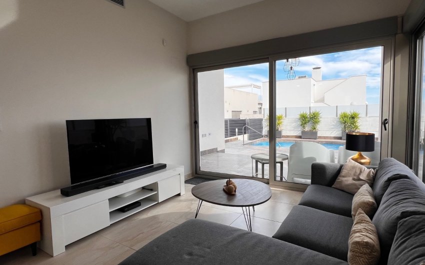 Reventa - Villa -
Orihuela Costa - Costa Blanca