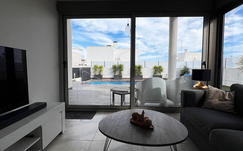Reventa - Villa -
Orihuela Costa - Costa Blanca