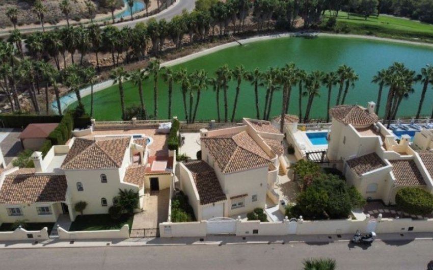 Reventa - Villa -
Orihuela Costa - Costa Blanca