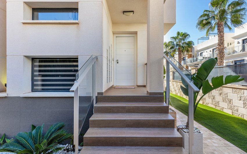 Reventa - Villa -
Orihuela Costa - Costa Blanca