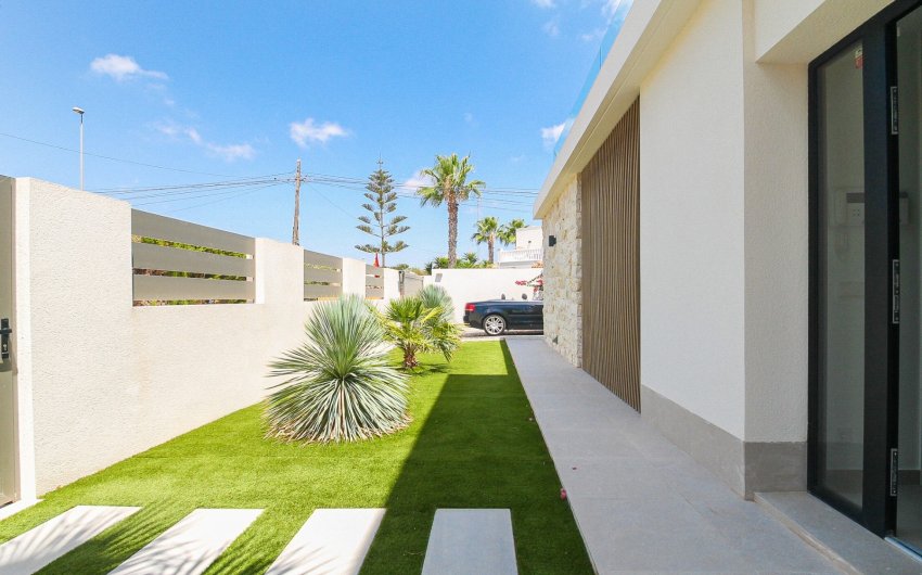 Reventa - Villa -
Orihuela Costa - Costa Blanca