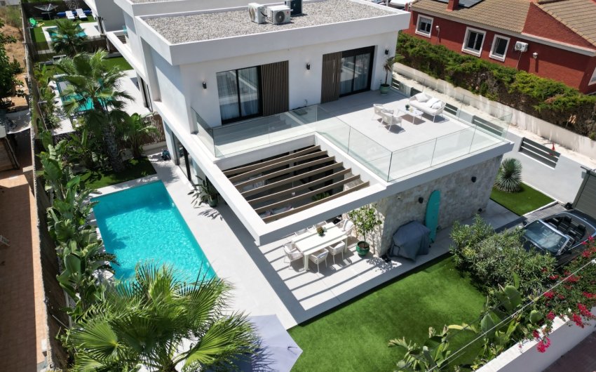 Reventa - Villa -
Orihuela Costa - Costa Blanca