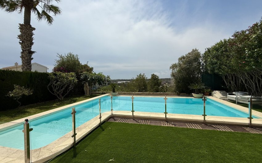 Reventa - Villa -
Orihuela Costa - Costa Blanca