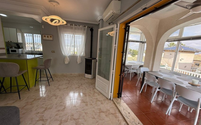 Reventa - Villa -
Orihuela Costa - Costa Blanca