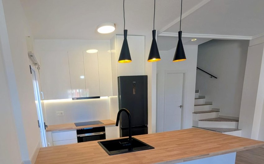 Reventa - Villa -
Orihuela Costa - Costa Blanca