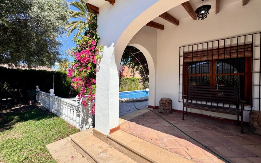 Reventa - Villa -
Orihuela Costa - Costa Blanca