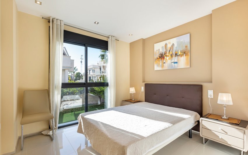 Reventa - Villa -
Orihuela Costa - Costa Blanca