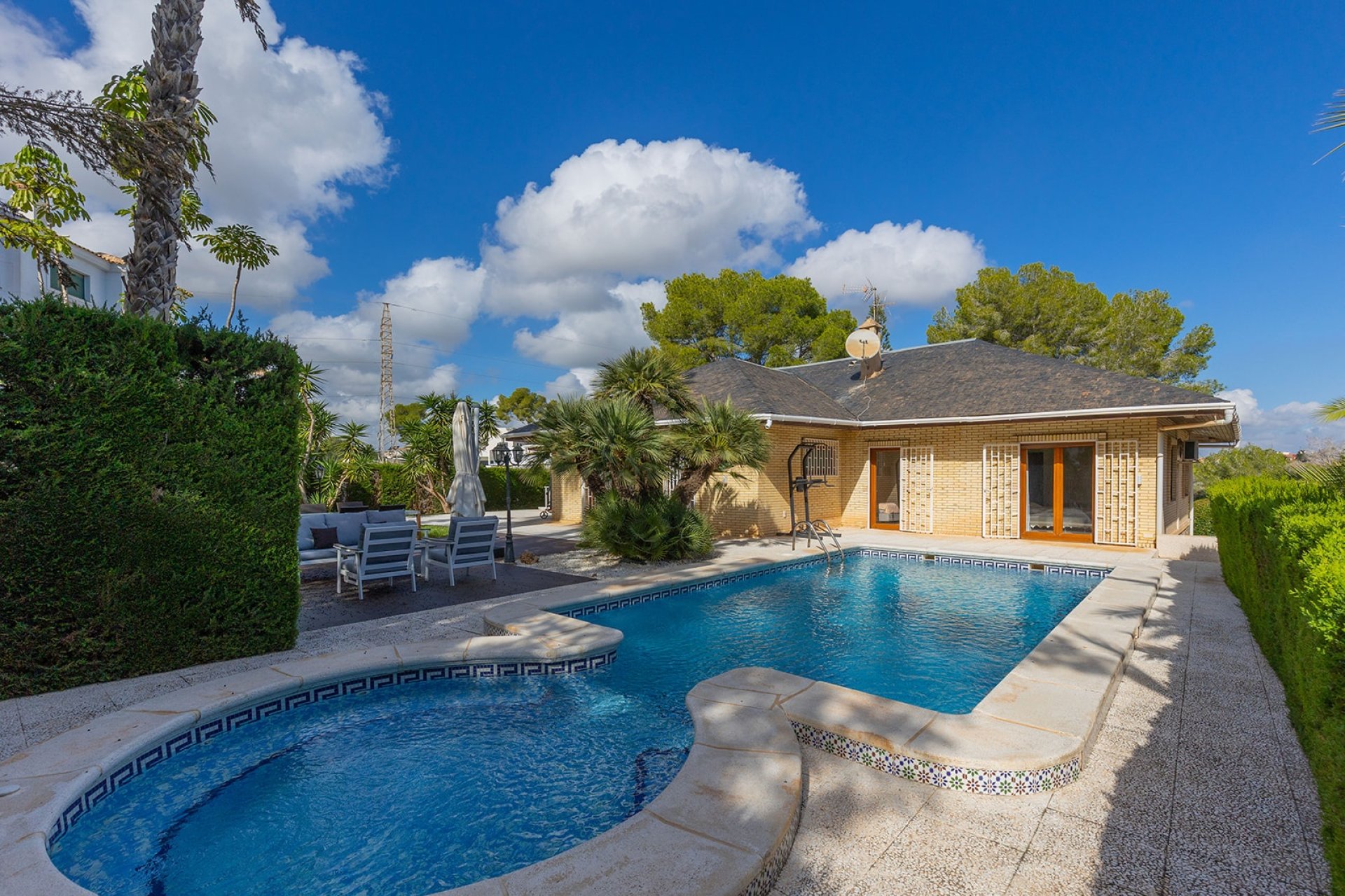Reventa - Villa -
Orihuela Costa - Costa Blanca