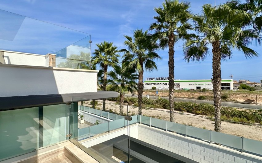 Reventa - Villa -
Orihuela Costa - Costa Blanca