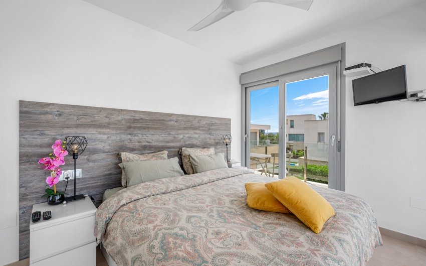 Reventa - Villa -
Orihuela Costa - Costa Blanca