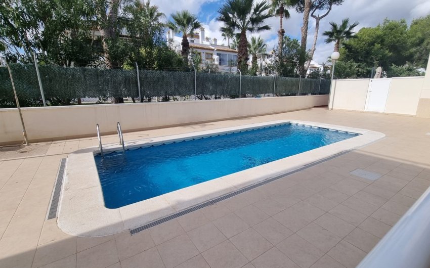 Reventa - Villa -
Orihuela Costa - Costa Blanca
