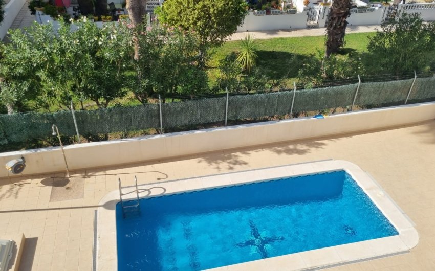 Reventa - Villa -
Orihuela Costa - Costa Blanca