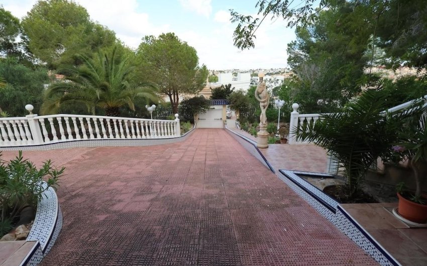 Reventa - Villa -
Orihuela Costa - Costa Blanca
