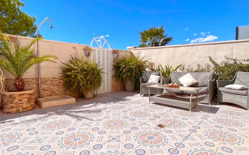 Reventa - Villa -
Orihuela Costa - Costa Blanca