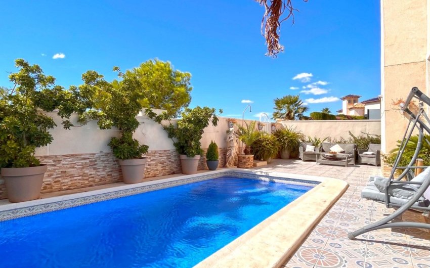 Reventa - Villa -
Orihuela Costa - Costa Blanca