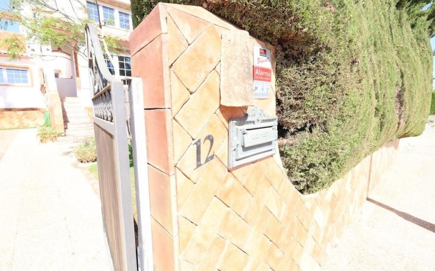 Reventa - Villa -
Orihuela Costa - Costa Blanca